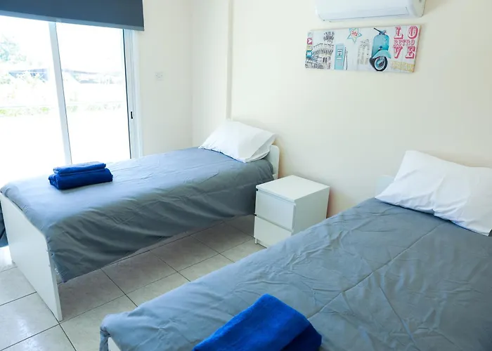 Mackenzie Apartment 101